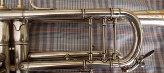 Trompeta BUESCHER Truetone LP 9