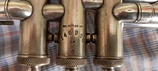 Trompeta BUESCHER Truetone LP 9