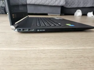 Portatile da gaming Acer Nitro V V17