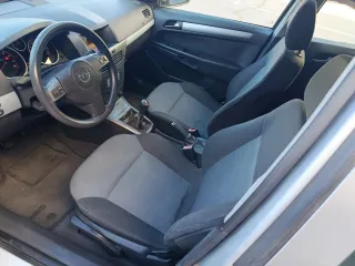Opel Astra 2004