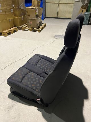 Asientos delanteros Vito W639 2004
