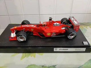 Ferrari F2000 Schumacher 1:18 Hot Wheels