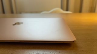 Apple MacBook Air 13" (2020) - Rosé Gold Dorado