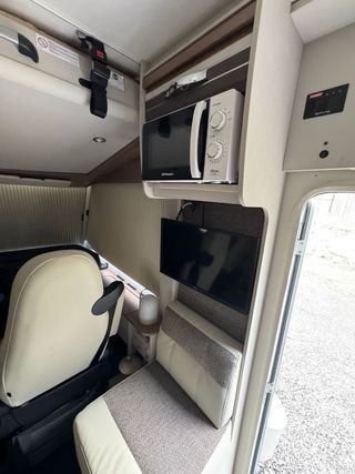 Autocaravana integral Dethleffs Trend 7057 EB