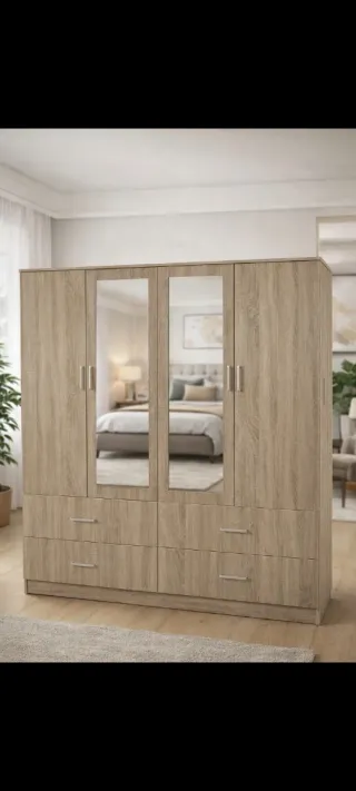 Armario 4 puertas con espejo.