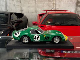 Ferrari 250 GTO #47 David Piper 1:12 Revell