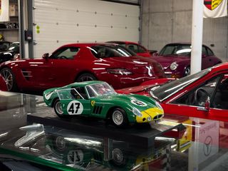 Ferrari 250 GTO #47 David Piper 1:12 Revell