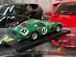Ferrari 250 GTO #47 David Piper 1:12 Revell