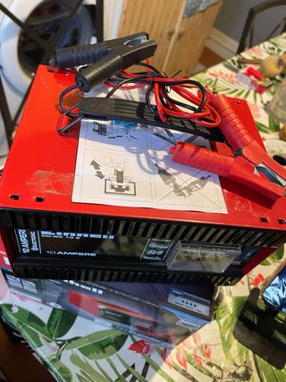 Cargador Batería Einhell CC-BC 10 E