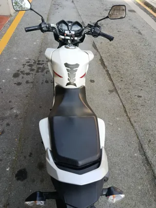Honda CB125F 2020 Blanca