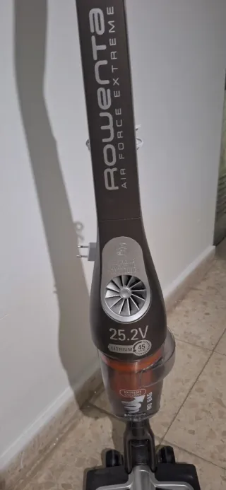 Aspiradora Rowenta 25V