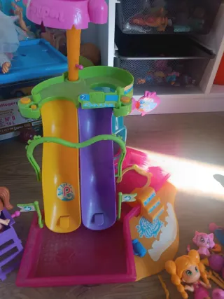 Parque acuático Pin y Pon con figuras