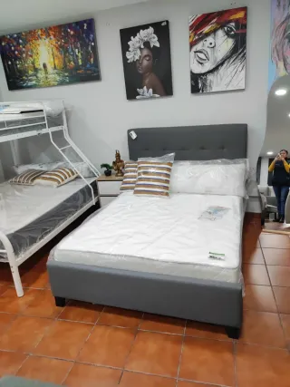 Oferta!!! Cama matrimonio gris