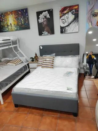 Oferta!!! Cama matrimonio gris
