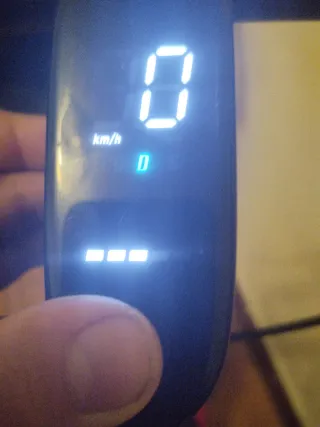 Patinete eléctrico Ninebot como nuevo