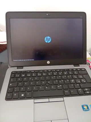 Pc portátil HP Elitebook 820 G1 con Windows 10