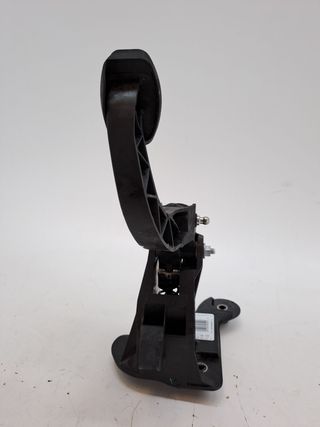 PEDAL EMBRAGUE OPEL CORSA F