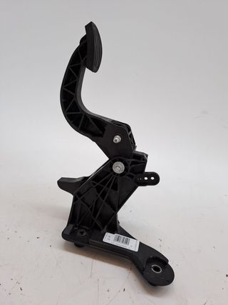PEDAL EMBRAGUE OPEL CORSA F