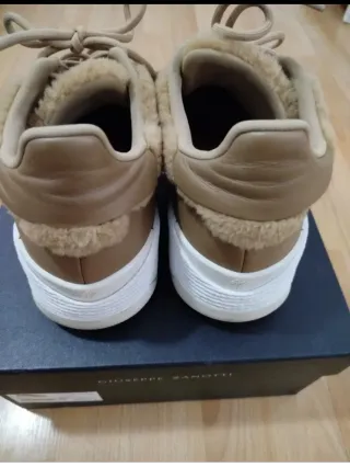 Zapatillas Beige/Marrón con Borrego