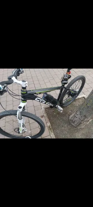 Bicicleta Conor 7200 con kit eléctrico Neutrón