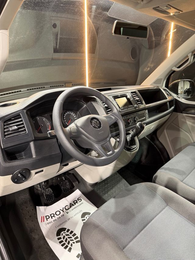 Volkswagen Transporter T6 2017
