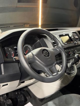 Volkswagen Transporter T6 2017