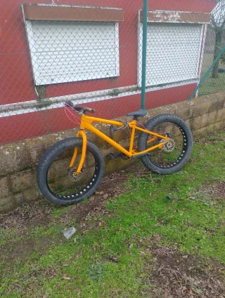 Bicicleta Fat Bike Amarilla