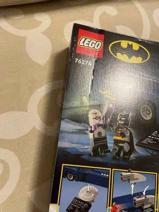 Lego 76274 DC Batman with the batmobile vs Harley