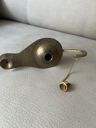 Lámpara de Aladino antigua