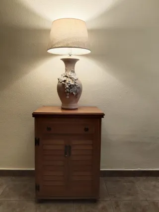 Máquina de coser Singer antigua. Se regala lampara