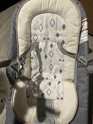 Sdraietta dondolo Ingenuity neonato