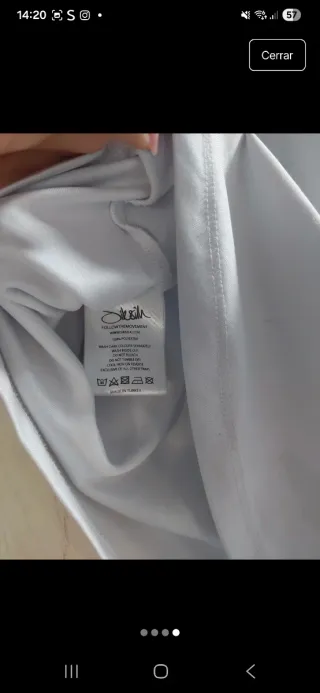 Camiseta blanca y burdeos de SikSilk