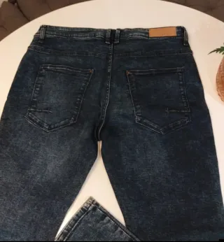 Pantalón vaquero pitillo hombre Talla L