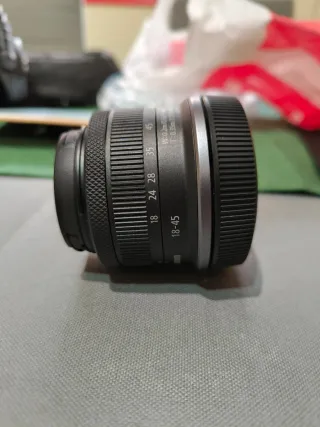 Objetivo Canon RF-S 18-45mm F4.5-6.3 IS STM