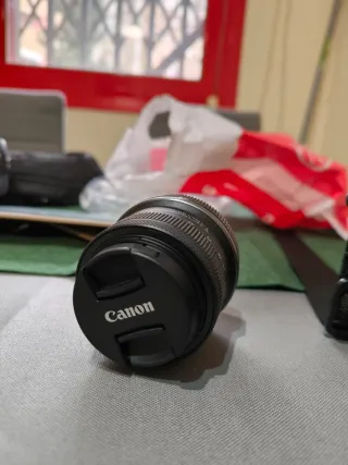 Objetivo Canon RF-S 18-45mm F4.5-6.3 IS STM