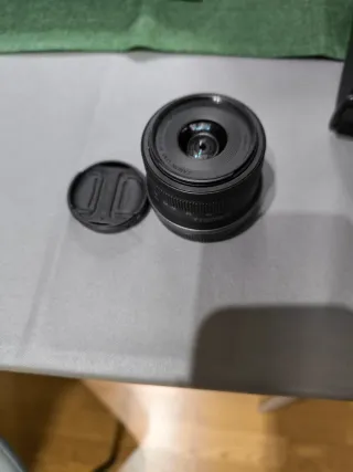 Objetivo Canon RF-S 18-45mm F4.5-6.3 IS STM