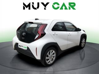 Toyota Aygo X Cross 1.0 VVT-I Play 53 kW (72 CV)