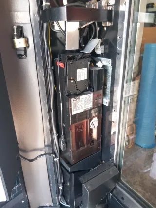 Máquina de Snacks FAS con monedero