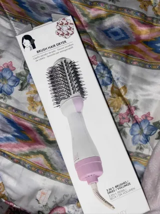 Secador de pelo nuevo