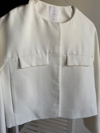 Chaqueta Mango Solapas Blanca prácticamente Nueva