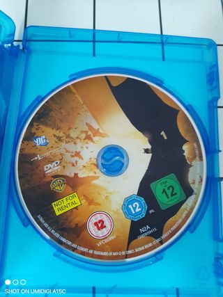 BATMAN BEGINS (Blu-ray Disc)