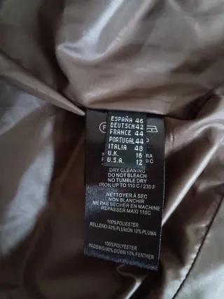 Chaqueta Javier Simorra corta plumón y pluma.