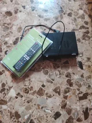 Mando universal+TDT 25€