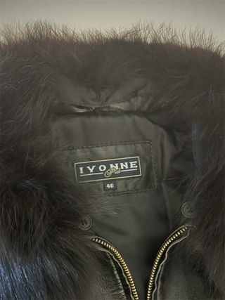 Abrigo pelo Zorro Ivonne Negro