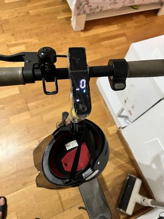 Patinete eléctrico xiaomi pro con casco