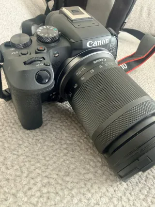 Camara fotográfica Canon R10 NUEVA