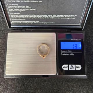 Anillo de Oro 18K, Diseño Central, 1,31gr, T-16