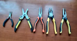 Lote 5 Alicates y Pelacables Multifunción