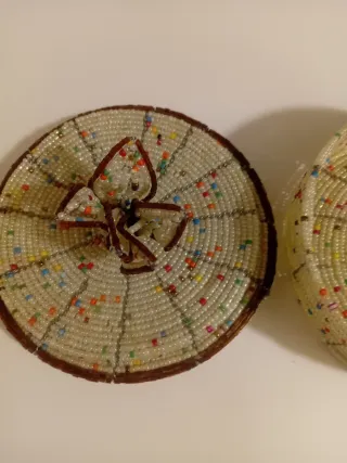 Caja decorativa artesanal con tapa