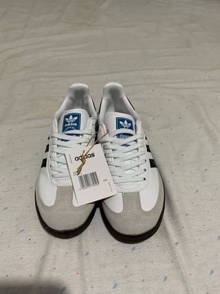 Adidas Samba Blancas y Negras